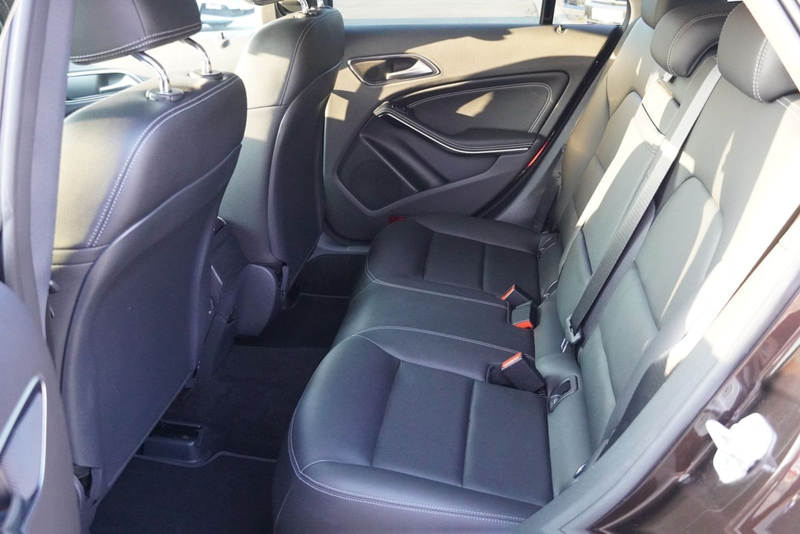 Mercedes-Benz CLA 180 Sportstourer Navi Tempomat Xenon PDC USB foto 30