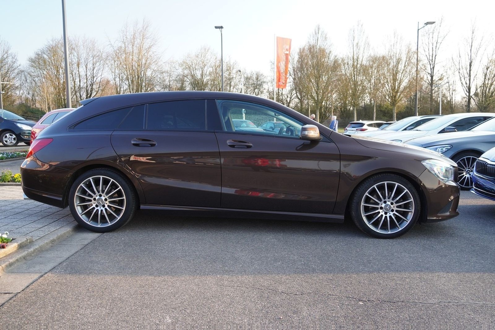 Mercedes-Benz CLA 180 Sportstourer Navi Tempomat Xenon PDC USB foto 5