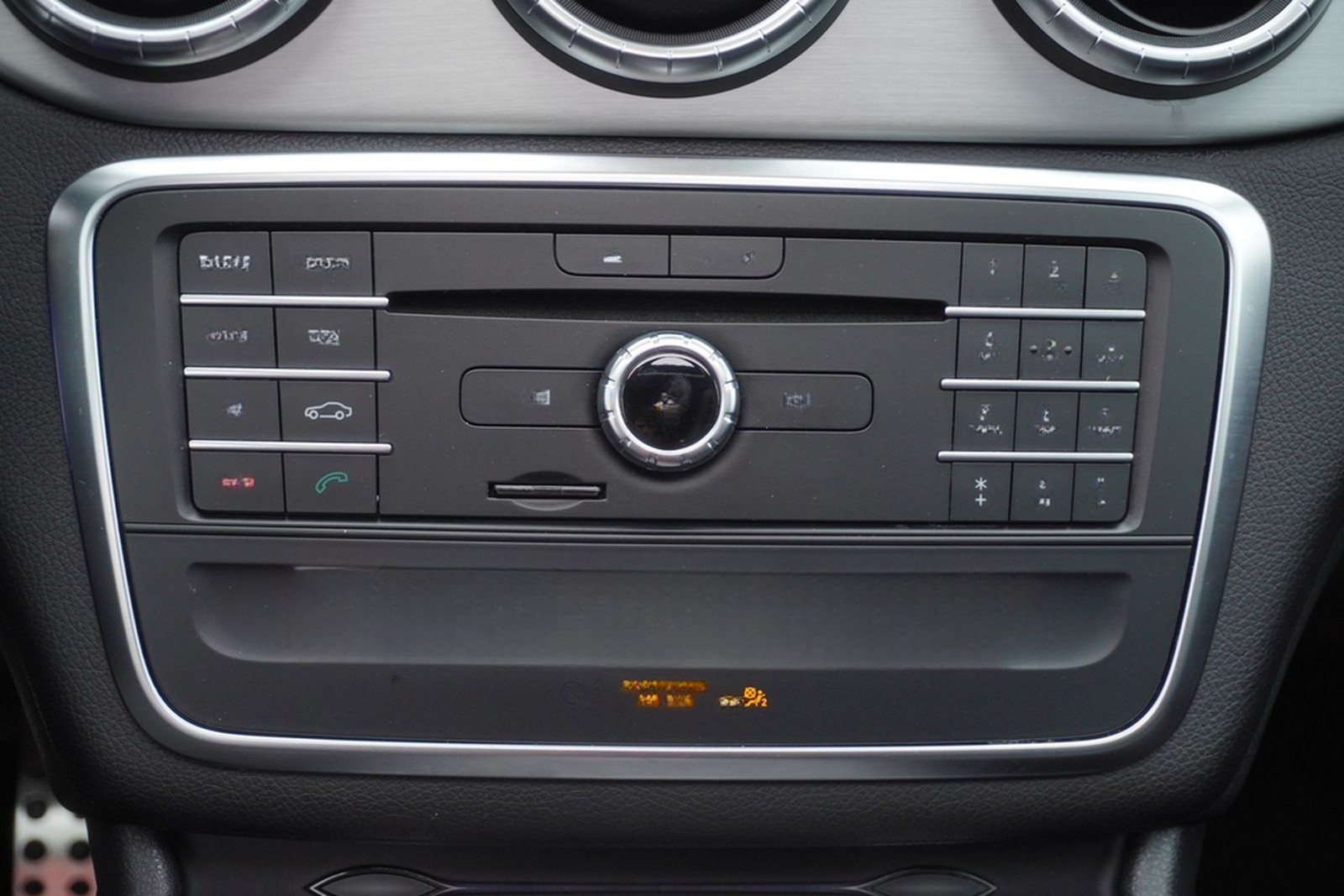 Mercedes-Benz CLA 250 AMG Line LED Navi Panorama Teilleder PDC foto 16