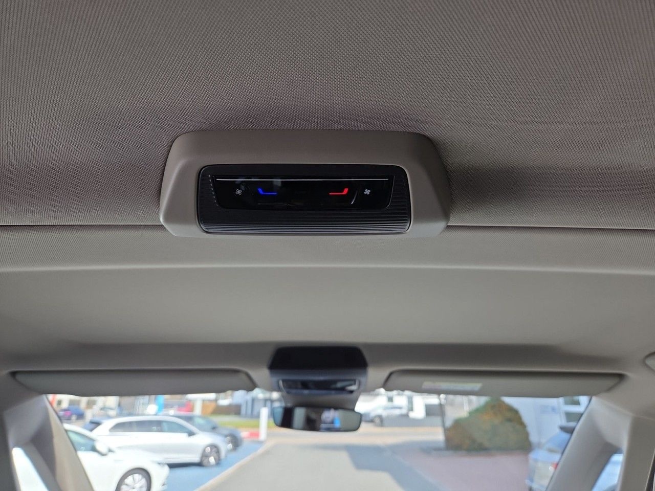 Volkswagen Multivan 2.0 TDI Life LÜ/Matrix/Standhzg/vis-a-v foto 16