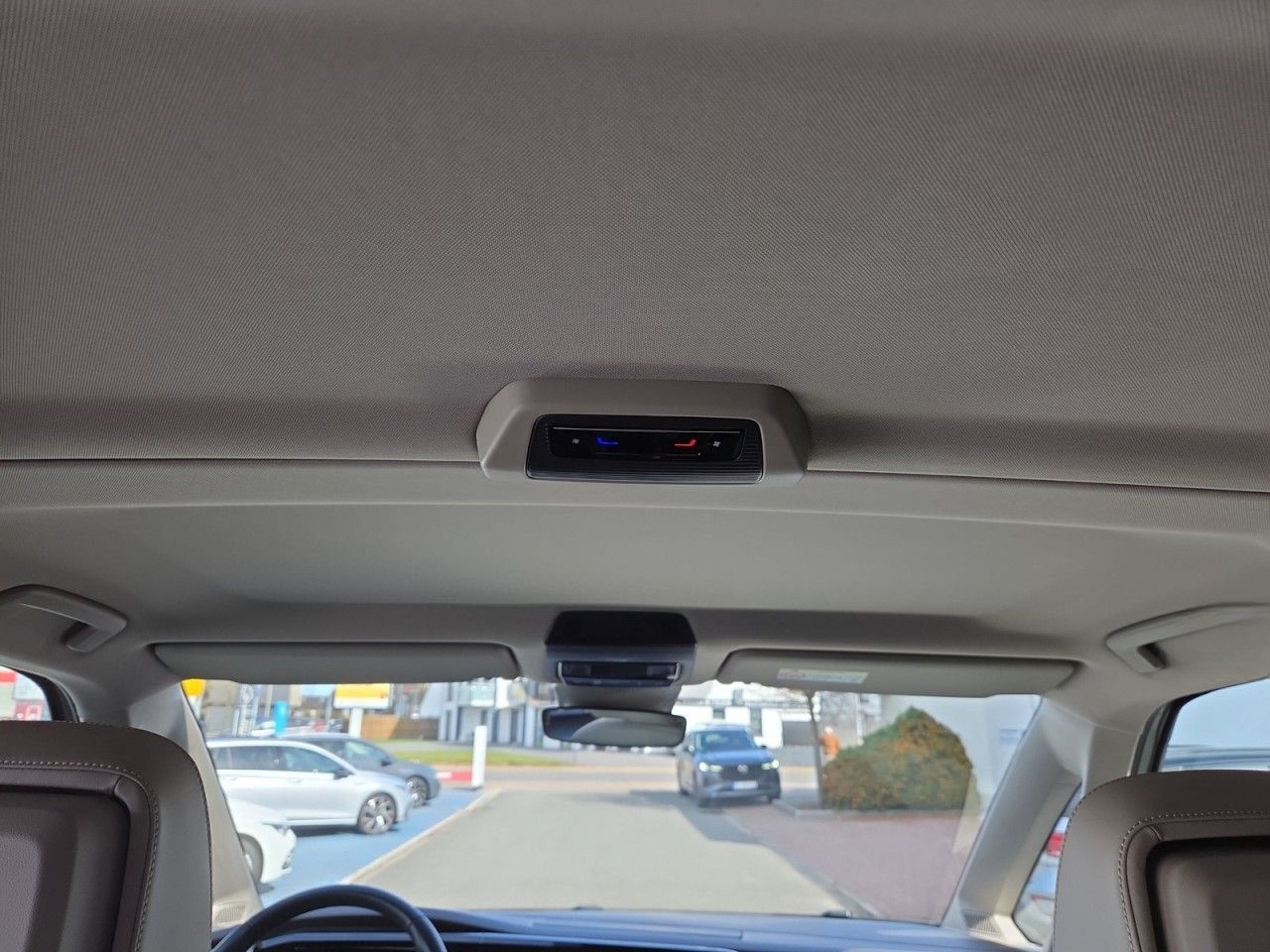 Volkswagen Multivan 2.0 TDI Life Klima Navi Rückfahrkamera foto 14