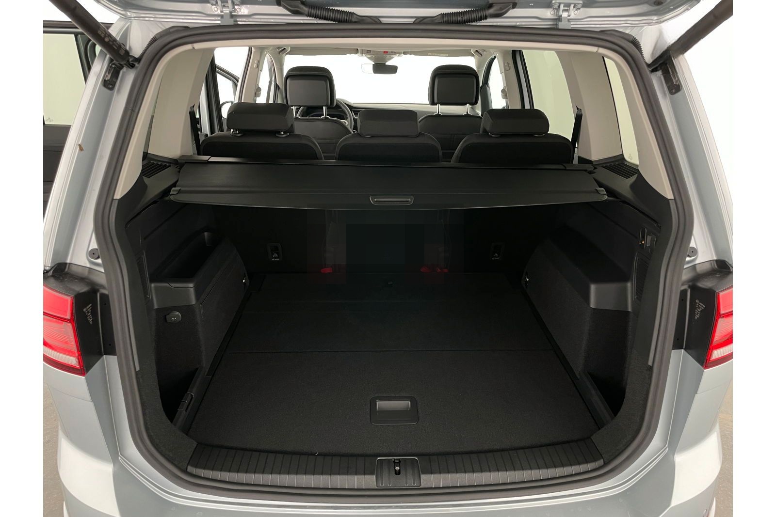 Volkswagen Touran 1.5 TSI DSG New Edition R-Line *AHK*ACC* foto 15