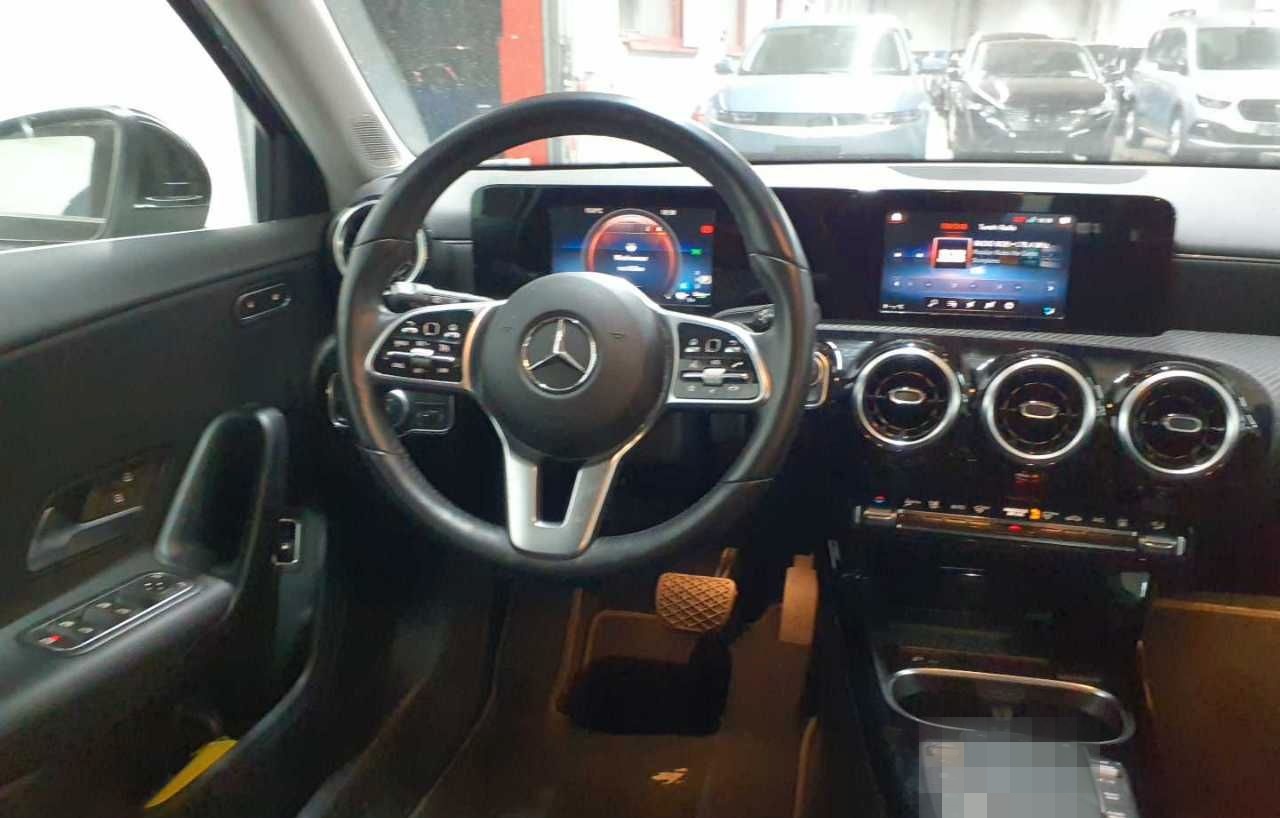 Mercedes-Benz A 250 e 8G-DCT Style BusiP MBUX KAM SHZ foto 5