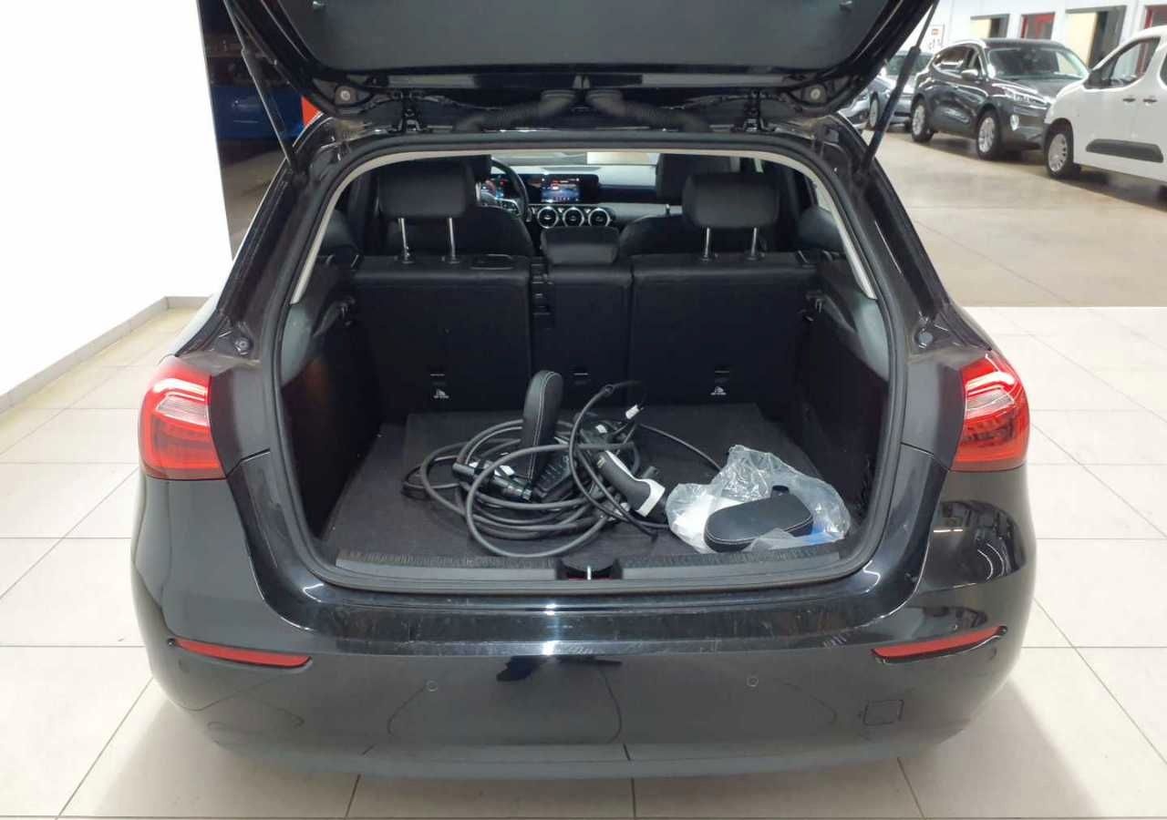 Mercedes-Benz A 250 e 8G-DCT Style BusiP MBUX KAM SHZ foto 9