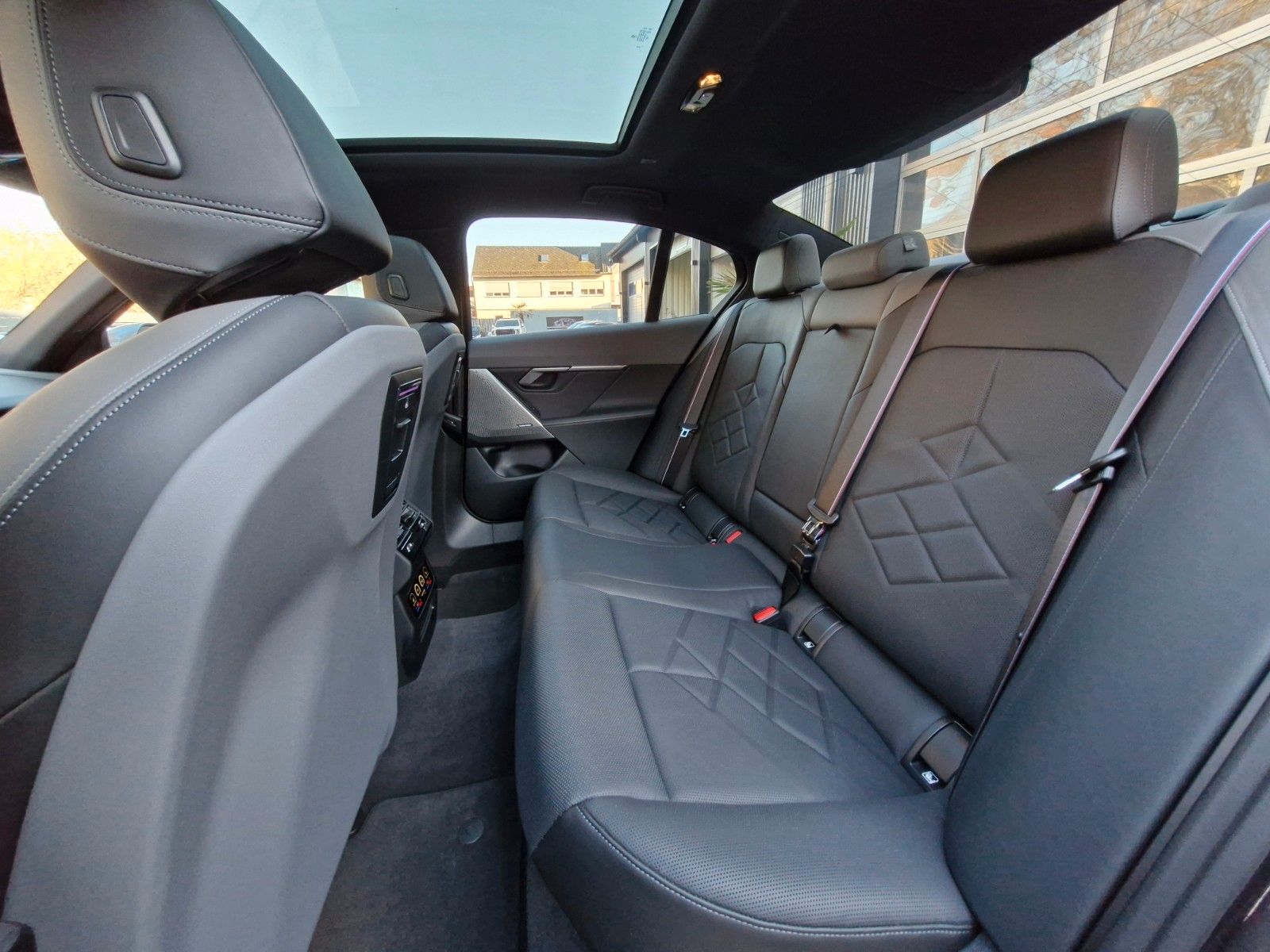 BMW i5 Limousine 40 eDrive M Sport Leasing ab 799,-€ foto 20