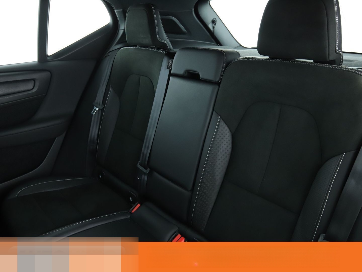 Volvo XC40 2.0 T4 R-Design 2WD Aut*NAVI*LED*TEMPO*CAM* foto 14