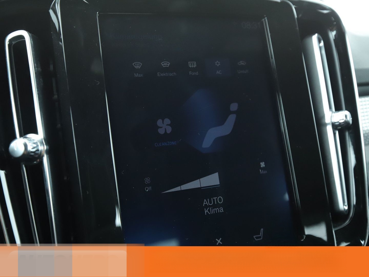 Volvo XC40 2.0 T4 R-Design 2WD Aut*NAVI*LED*TEMPO*CAM* foto 23