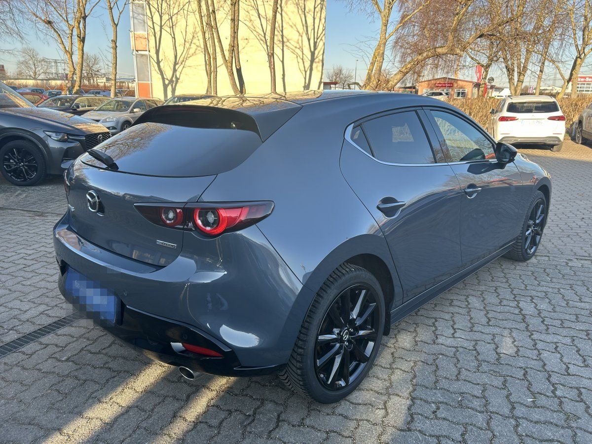 Mazda 3 2.5L e-SKYACTIV G 140ps 6AT FWD Homura foto 4