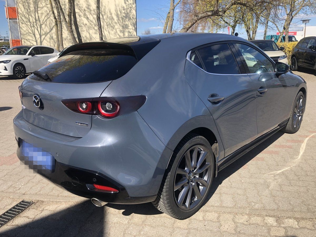Mazda 3 2.5L e-SKYACTIV G 140ps 6AT FWD Takumi foto 3
