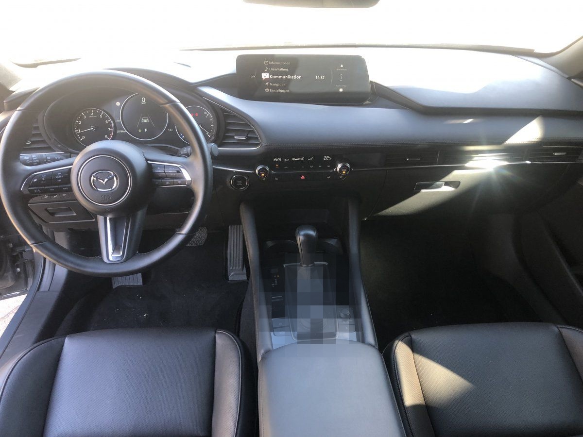 Mazda 3 2.5L e-SKYACTIV G 140ps 6AT FWD Takumi foto 10