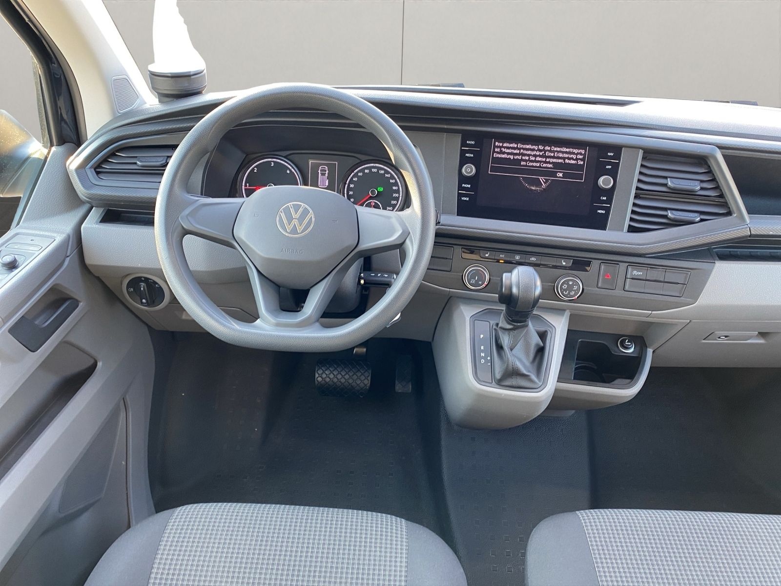 Volkswagen T6.1 Transporter 2.0 TDI Kombi *AHK PDC SHZ* foto 12