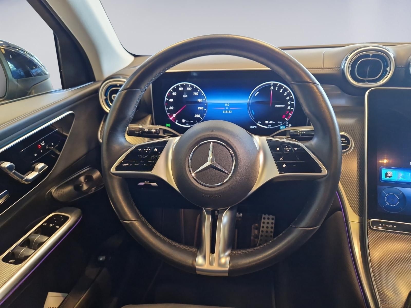 Mercedes-Benz GLC 300 e 4M Avantgarde Pano. Distr. Burm. AHK foto 9