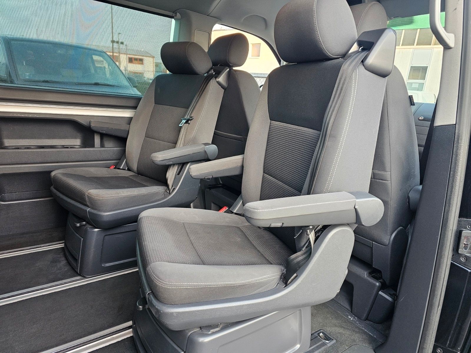 Volkswagen T5 Multivan Special 2 Hand 140ps 7sitzer LED foto 20