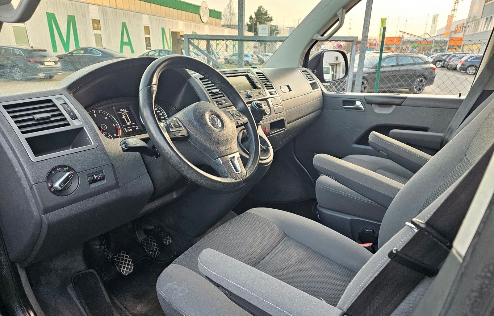 Volkswagen T5 Multivan Special 2 Hand 140ps 7sitzer LED foto 27