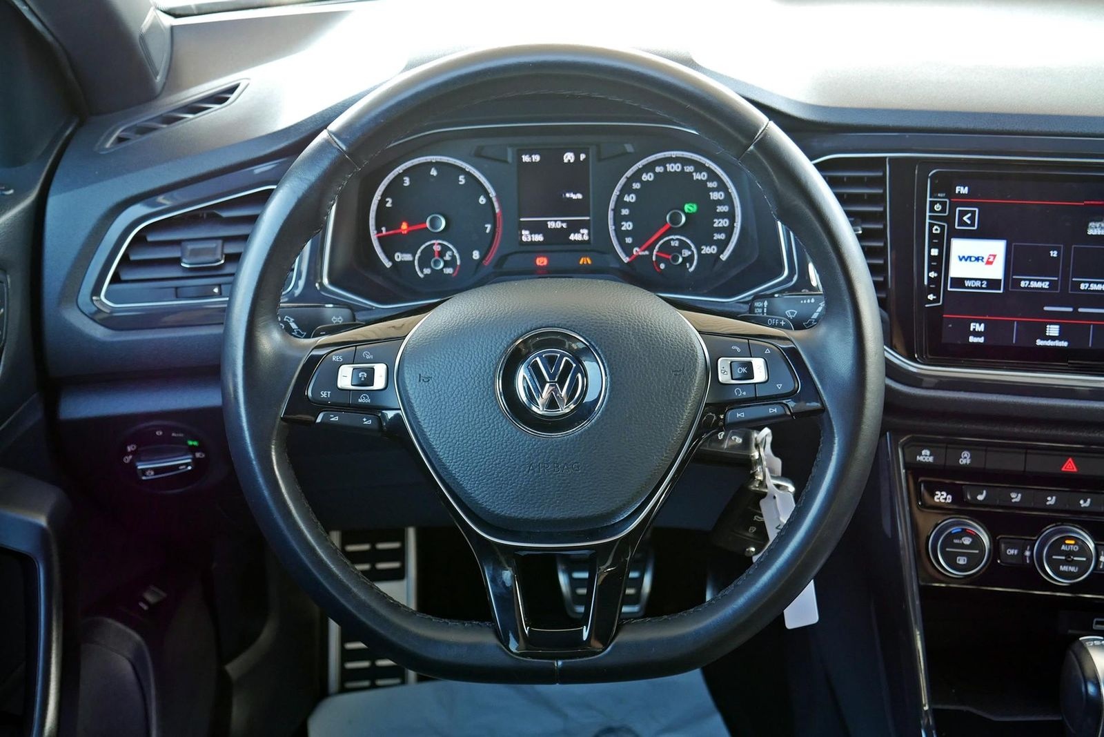 Volkswagen T-Roc 1.5 TSI DSG Sport LED Assistenzpaket DCC foto 13