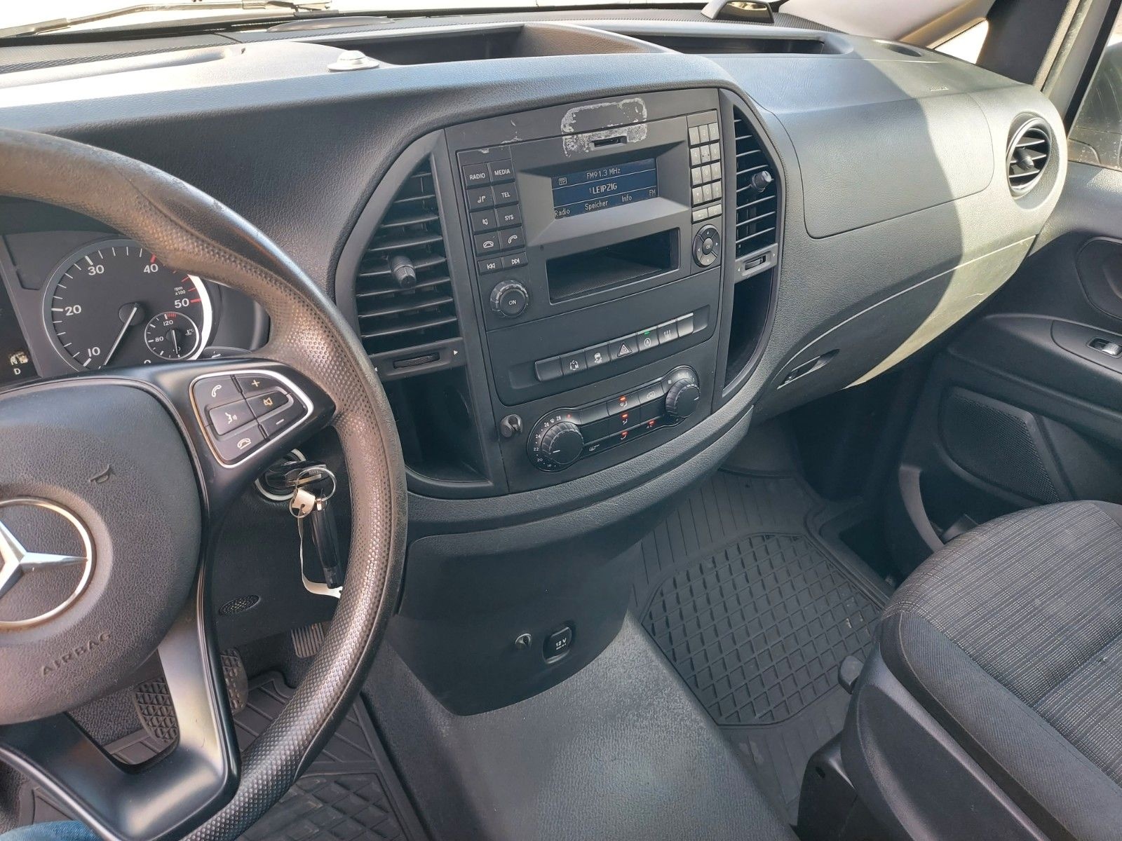 Mercedes-Benz Vito Kasten 114 4x4 lang Autom. Klima Standheizu foto 12