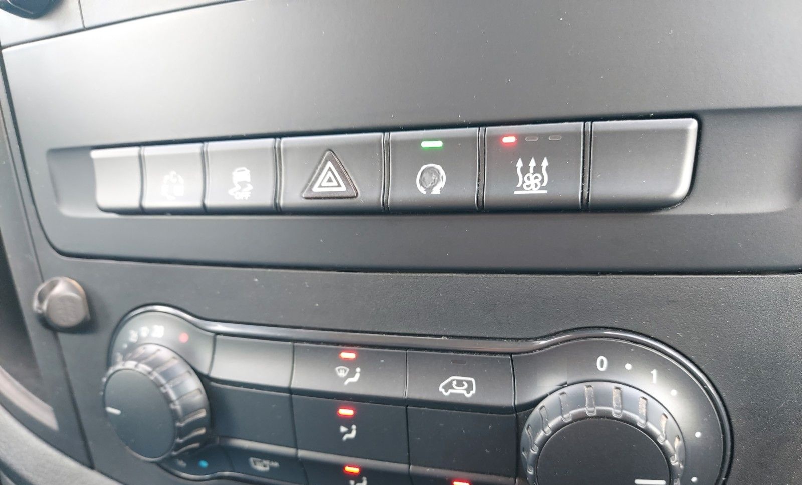 Mercedes-Benz Vito Kasten 114 4x4 lang Autom. Klima Standheizu foto 16