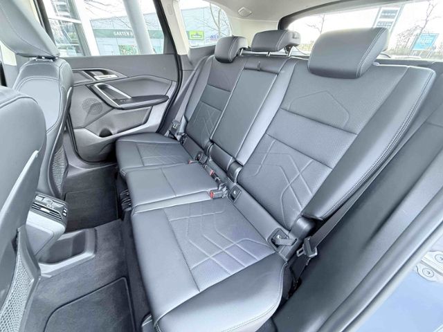 BMW X1 23 d xDrive xLine Panorama Leder AHK ACC foto 11