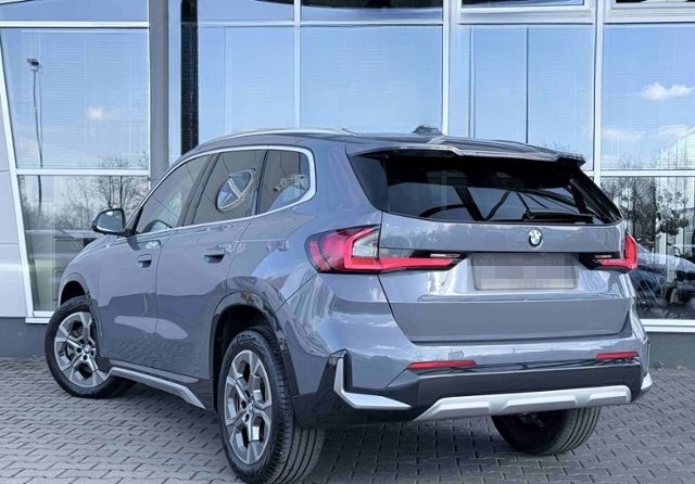 BMW X1 23 d xDrive xLine Panorama Leder AHK ACC foto 4