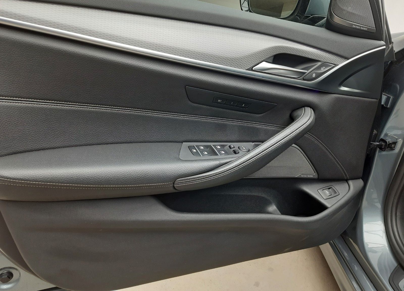BMW 520d xDrive/M Paket/S-Dach/360°Kam./LED/HuD foto 21
