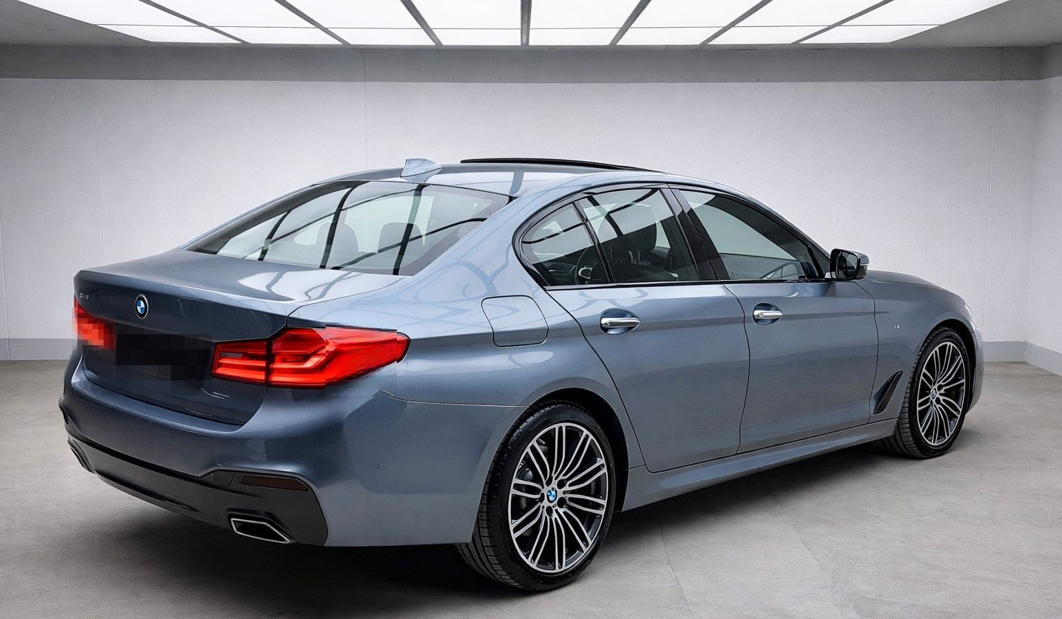 BMW 520d xDrive/M Paket/S-Dach/360°Kam./LED/HuD foto 6