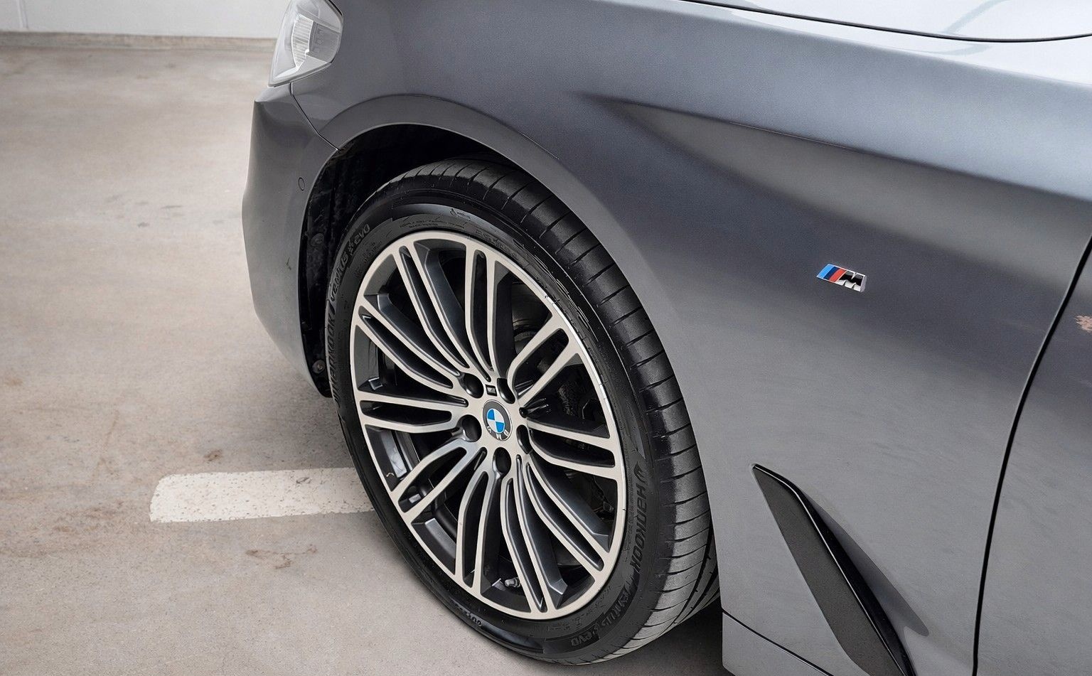 BMW 520d xDrive/M Paket/S-Dach/360°Kam./LED/HuD foto 10