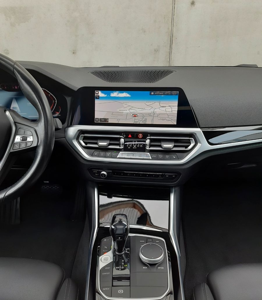 BMW 330d Limo/Sport Line/LED/SDach/LiveC/AhK foto 12