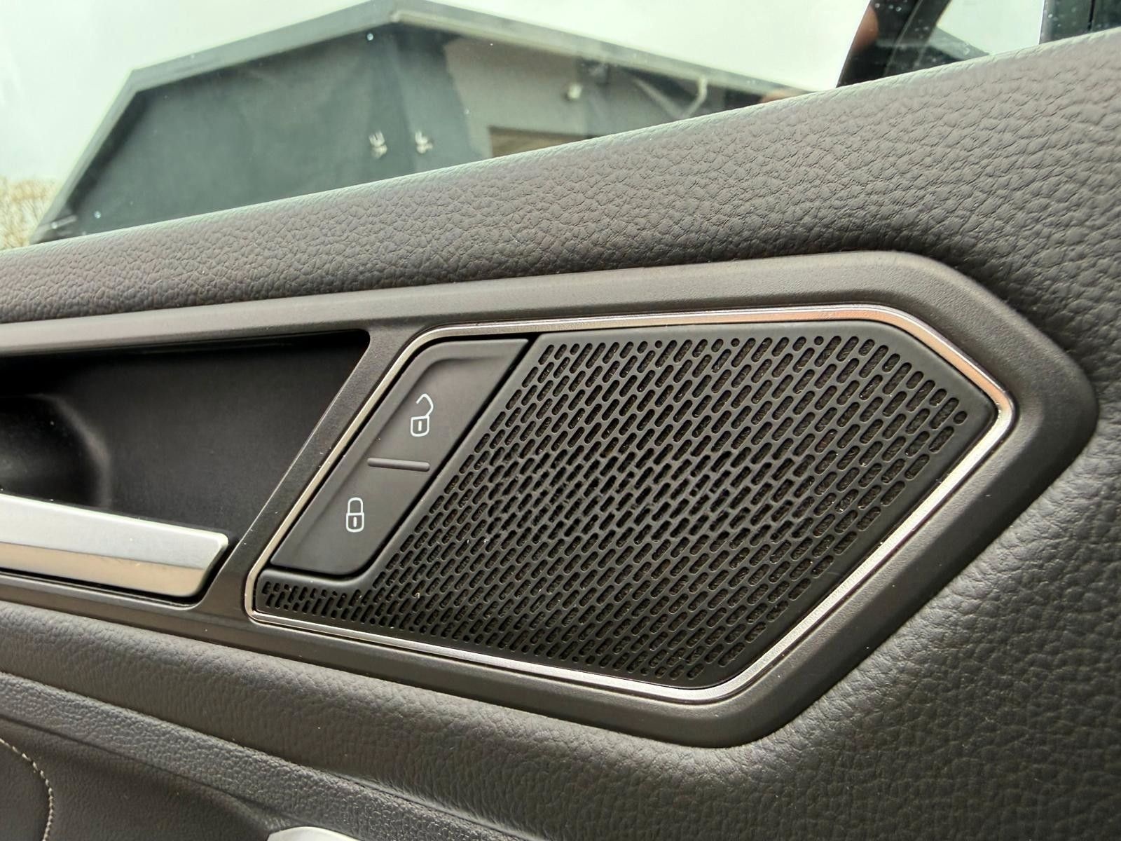 Volkswagen Tiguan Allspace R-Line 4Motion MATRIX*PANO*AHK* foto 17