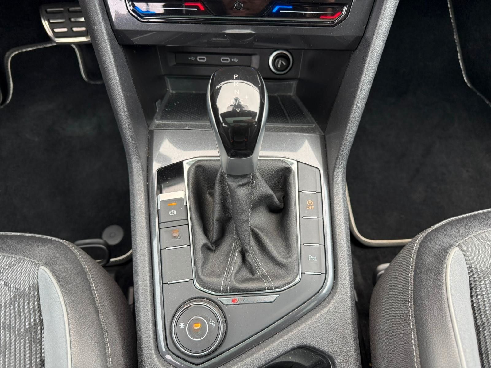 Volkswagen Tiguan Allspace R-Line 4Motion MATRIX*PANO*AHK* foto 24