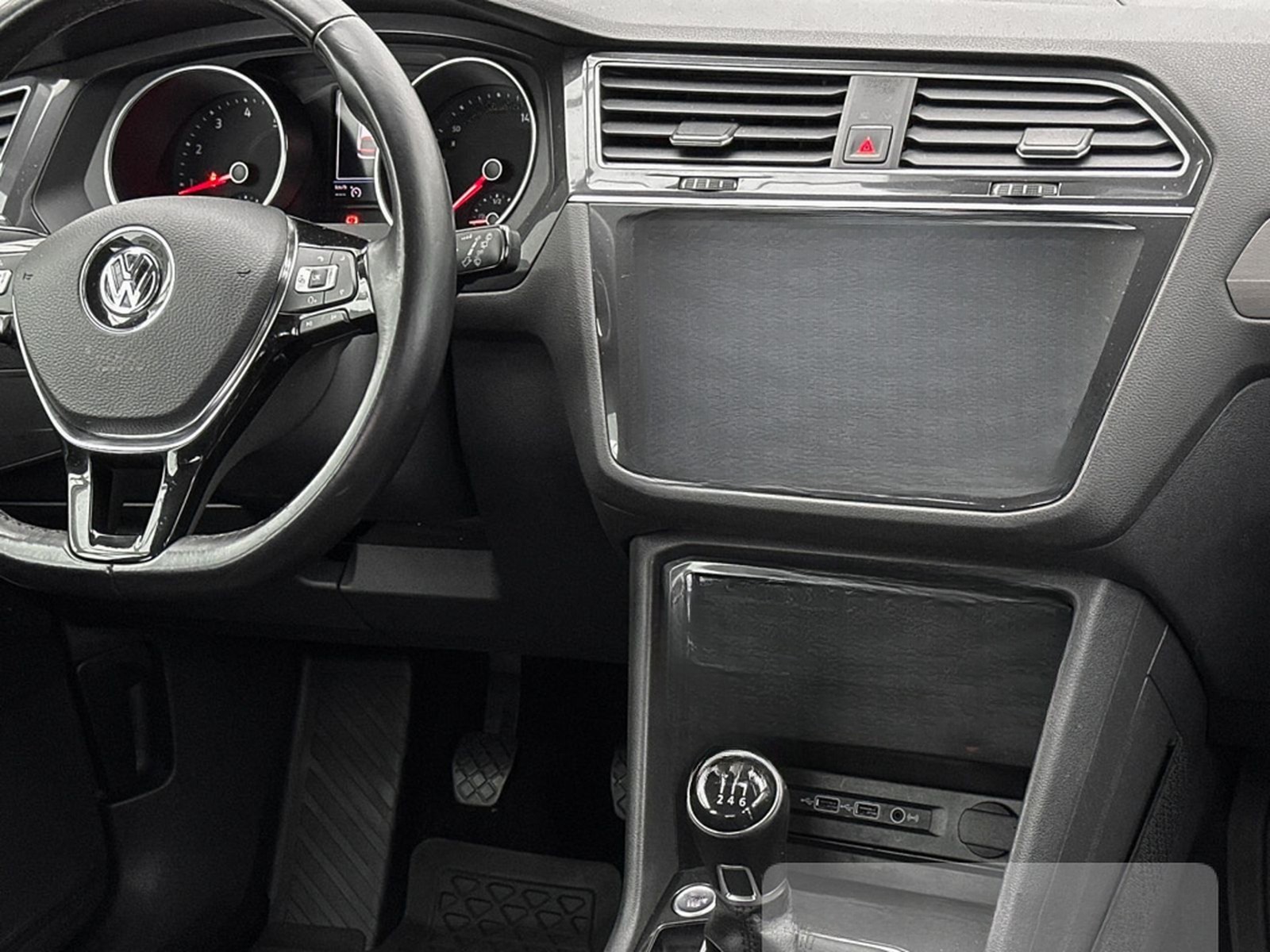Volkswagen Tiguan Allspace 1.4 TSI Comfortline AHK DCC ACC foto 7