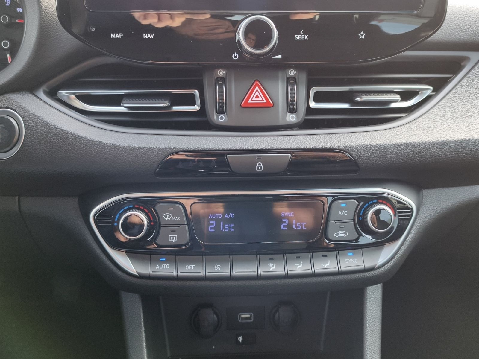 Hyundai i30 Edition 30/LED/Navi/RFK/SHZ/Keyless foto 14