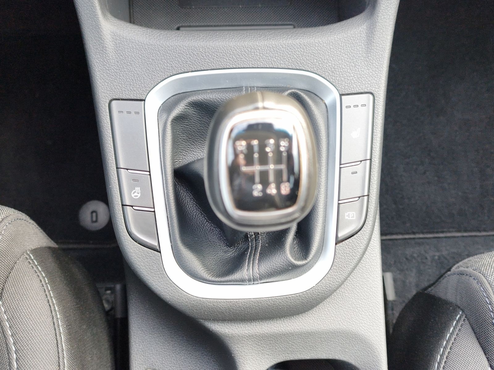 Hyundai i30 Edition 30/LED/Navi/RFK/SHZ/Keyless foto 15