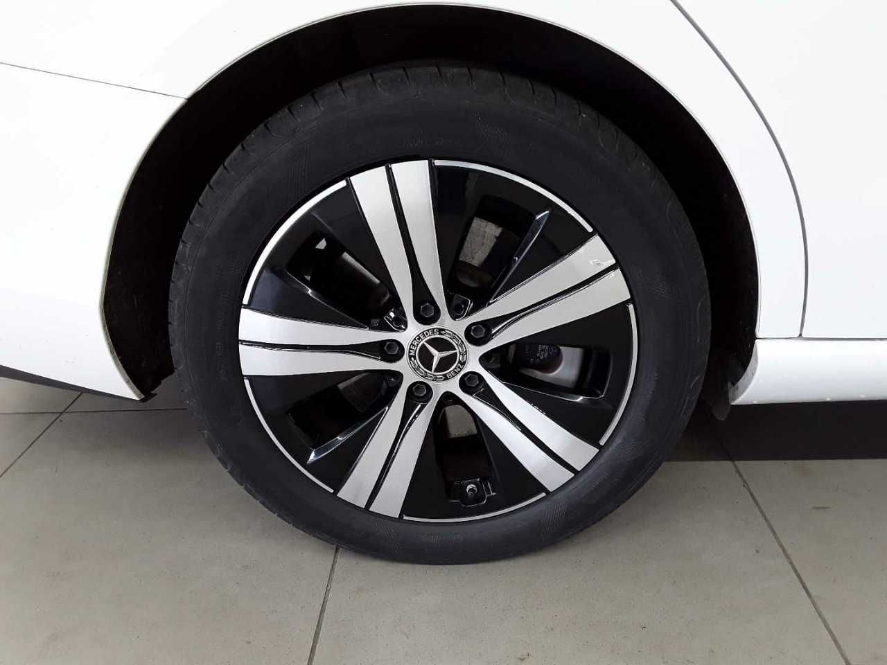 Mercedes-Benz C 300 e T 9G-PANO AHK DIS AssiP KomfP foto 16