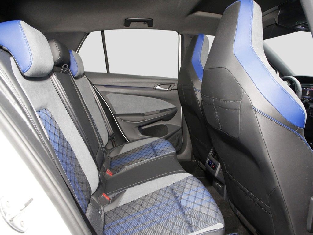 Volkswagen Golf VIII R 2.0 TSI 4Motion Black Style Performa foto 12