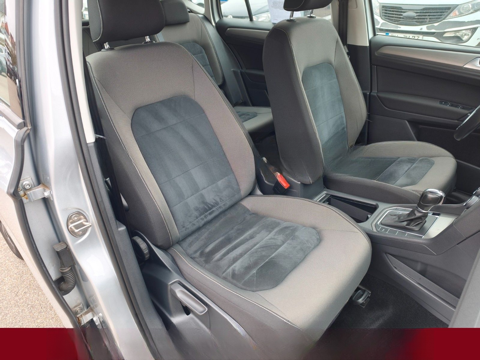 Volkswagen Golf VIII Lim. Life 1.5TSI/LED/PDC/AHZ/ACC/VC foto 12