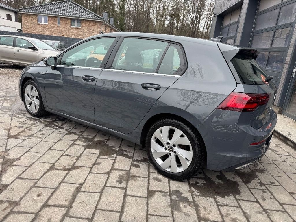 Volkswagen Golf VIII Lim. Style *MASSAGE/SCHIEBEDACH/ACC* foto 6