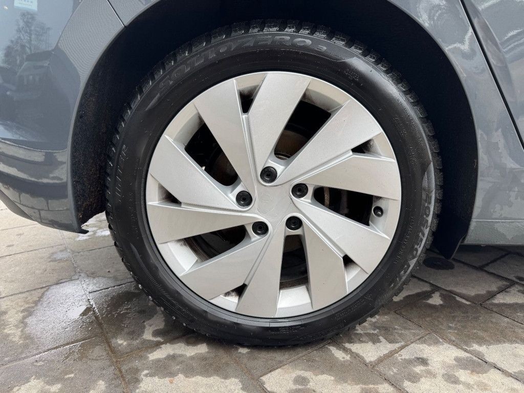 Volkswagen Golf VIII Lim. Style *MASSAGE/SCHIEBEDACH/ACC* foto 8