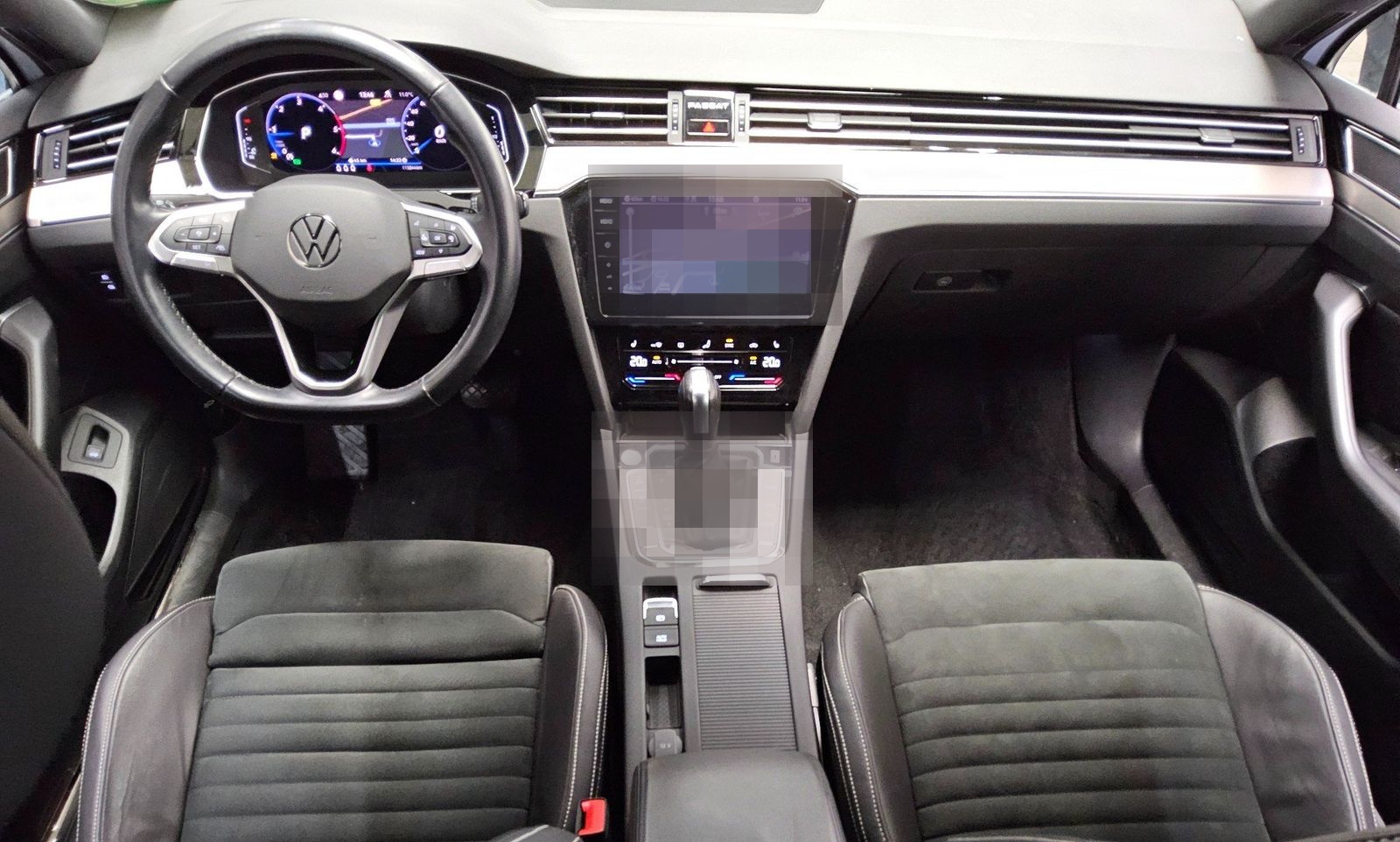 Volkswagen Passat Var. 2.0 TDI Elegance Navi Matrix AID RfK foto 5