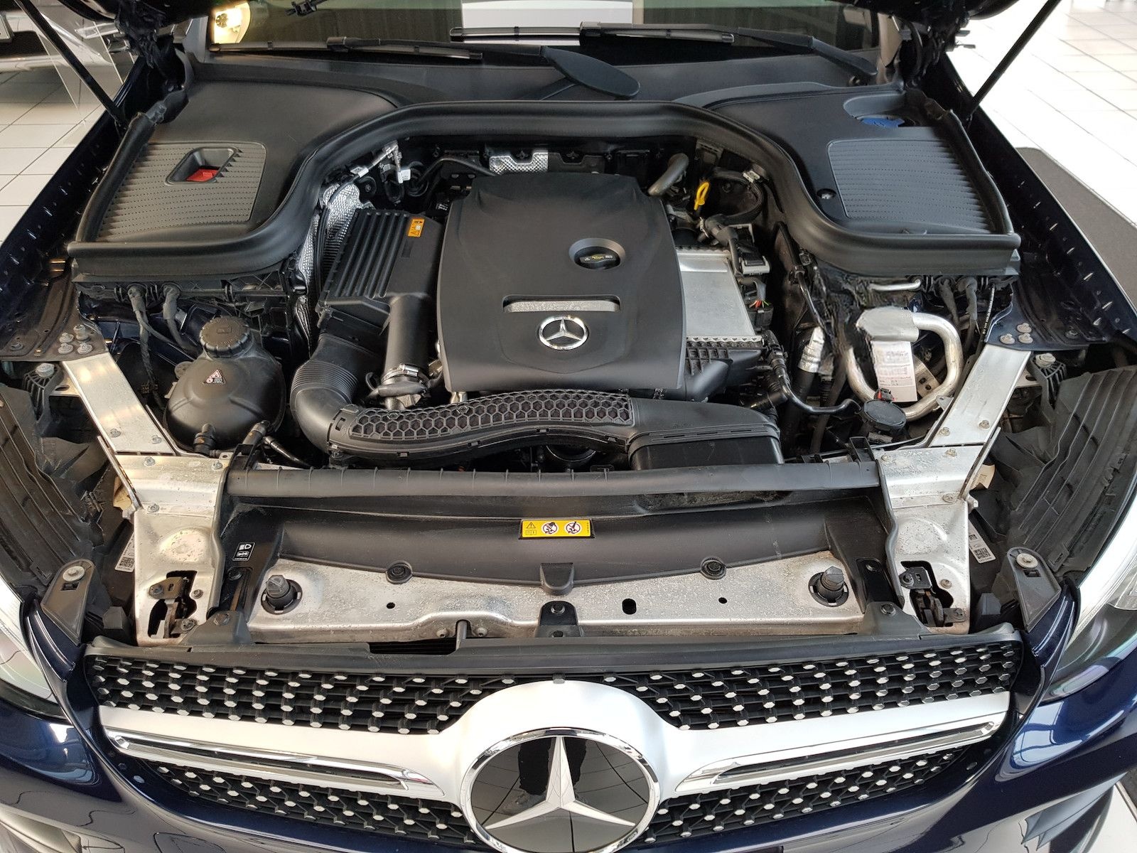 Mercedes-Benz GLC 250 COUPE AMG LED 360 MEMORY AMBI DISTRONIC foto 17