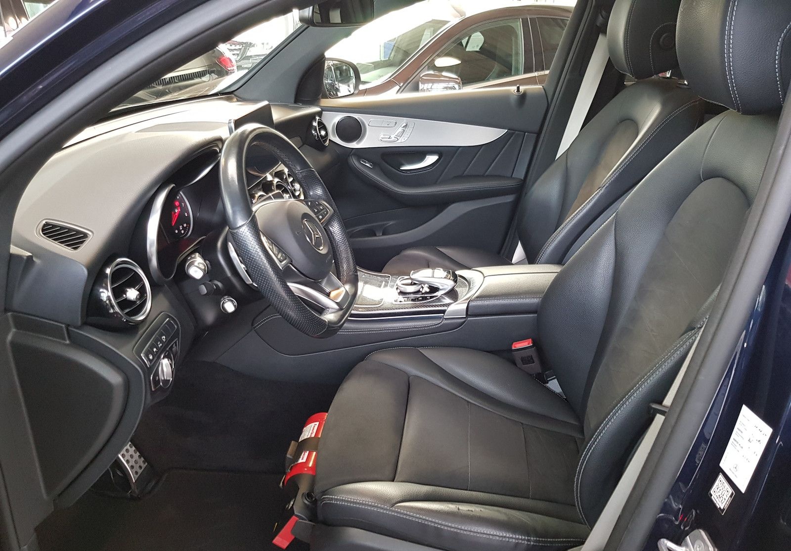 Mercedes-Benz GLC 250 COUPE AMG LED 360 MEMORY AMBI DISTRONIC foto 7