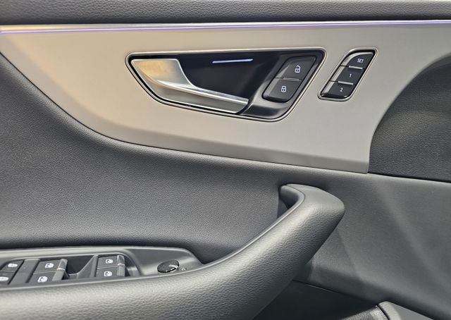 Audi Q8 50 TDI S Line Pano Matrix Softc.Hud Belüf 360 foto 25