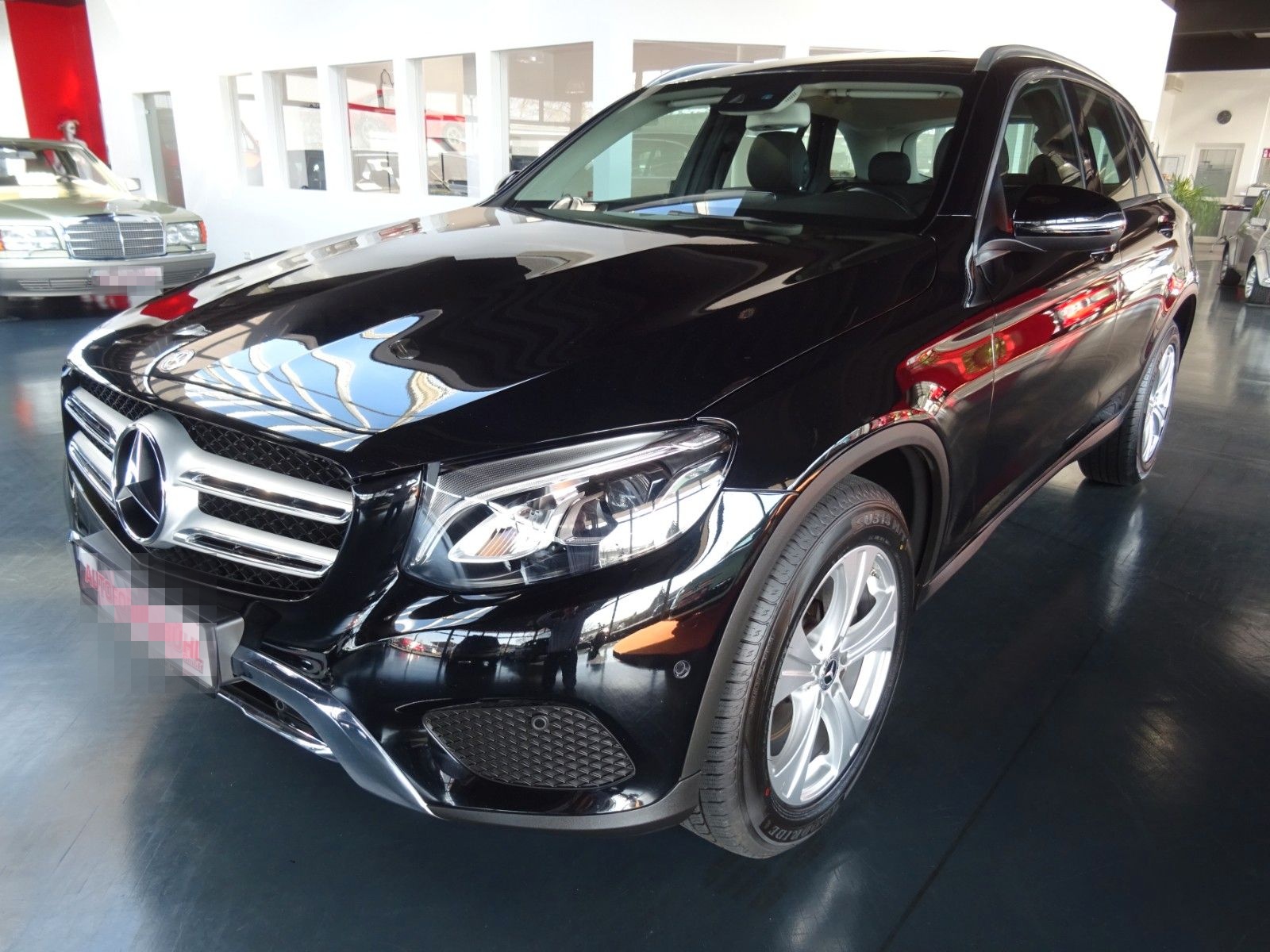Mercedes-Benz GLC 220 d 4-Matic/ Autom/ Navi/ LED/ PDC+Kamera foto 2