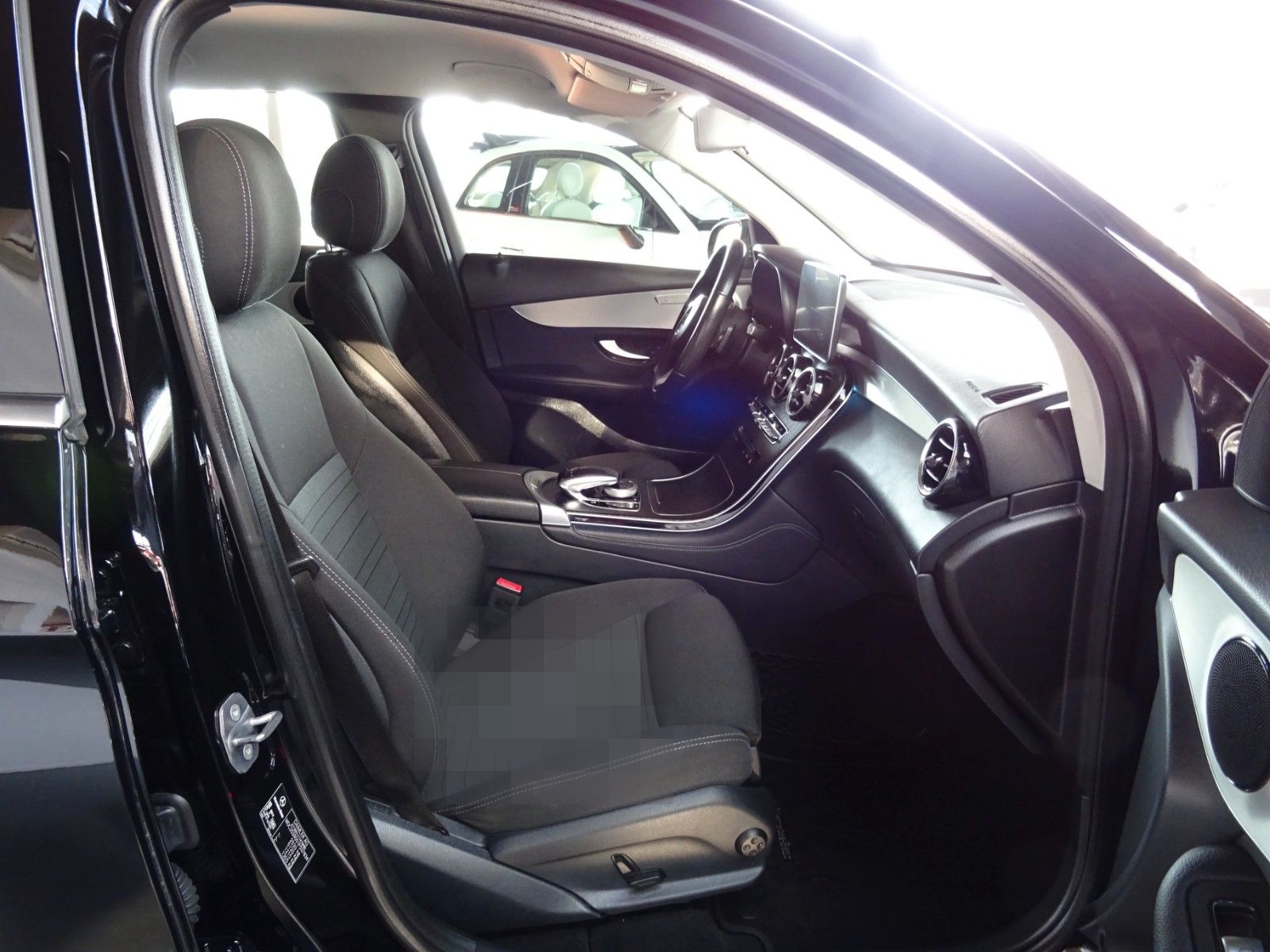 Mercedes-Benz GLC 220 d 4-Matic/ Autom/ Navi/ LED/ PDC+Kamera foto 12