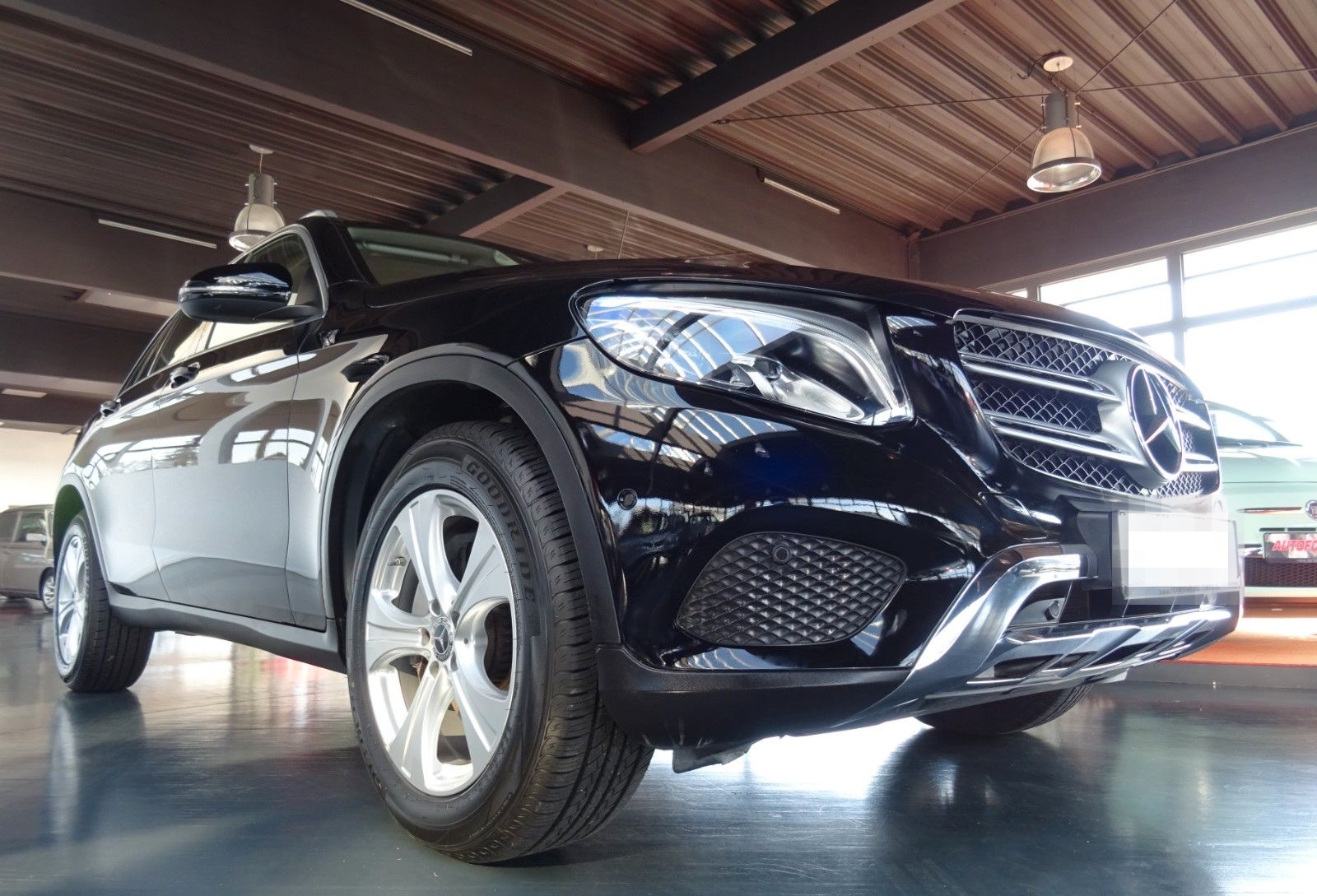 Mercedes-Benz GLC 220 d 4-Matic/ Autom/ Navi/ LED/ PDC+Kamera foto 7