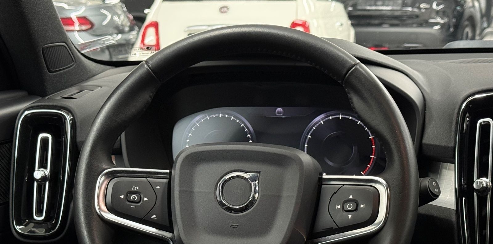 Volvo XC40 Momentum 2WD*Kamera*Navi*LED*PDC*H&K foto 19