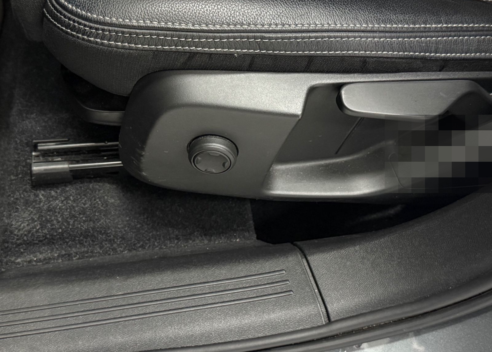 Volvo XC40 Momentum 2WD*Kamera*Navi*LED*PDC*H&K foto 22