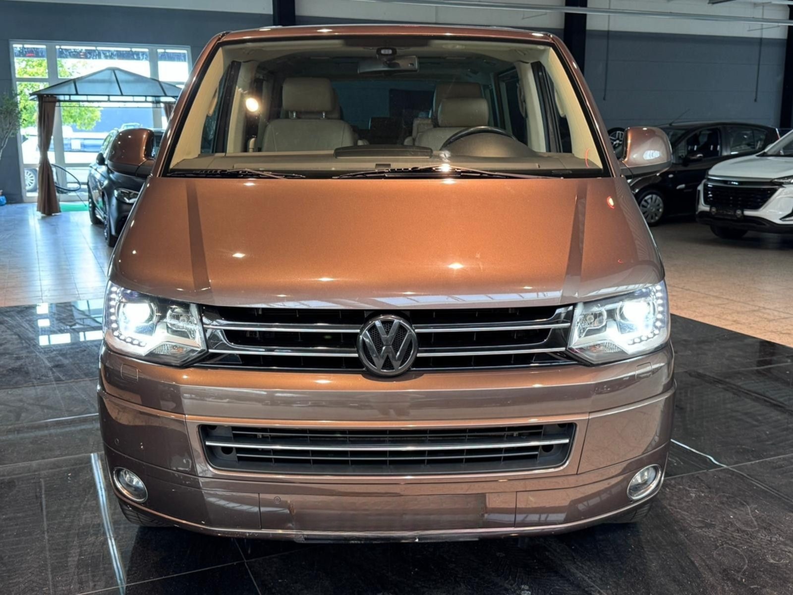 Volkswagen T5 Multivan Highline Leder Sthzg "Motor neu" AHK foto 2