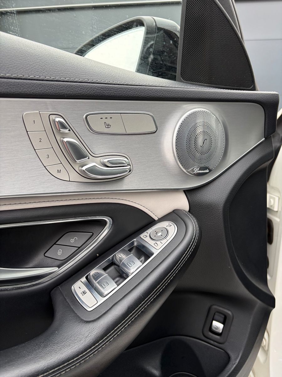 Mercedes-Benz C 63 AMG S T Pano Hud Burmester Paga foto 5