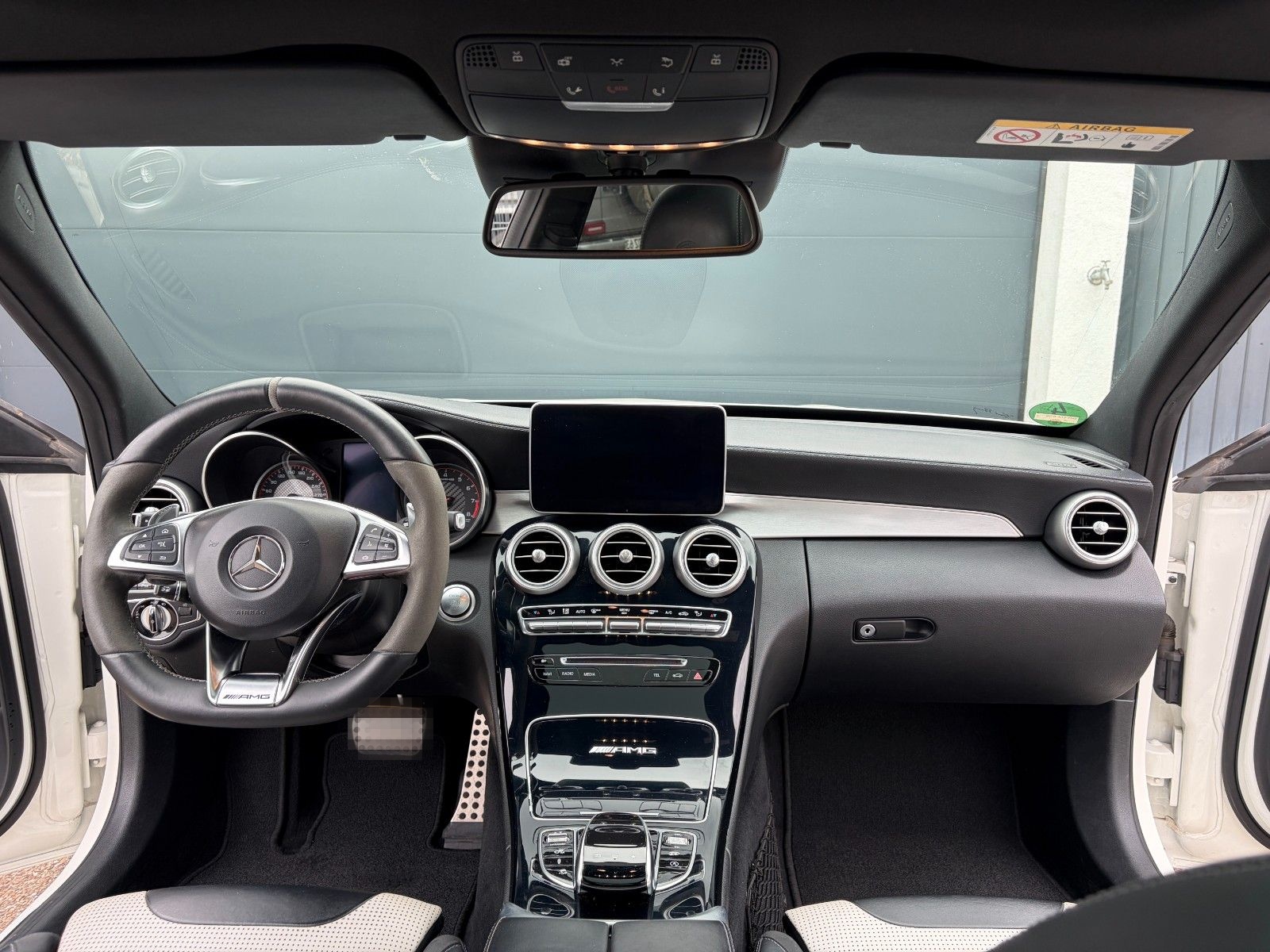 Mercedes-Benz C 63 AMG S T Pano Hud Burmester Paga foto 7