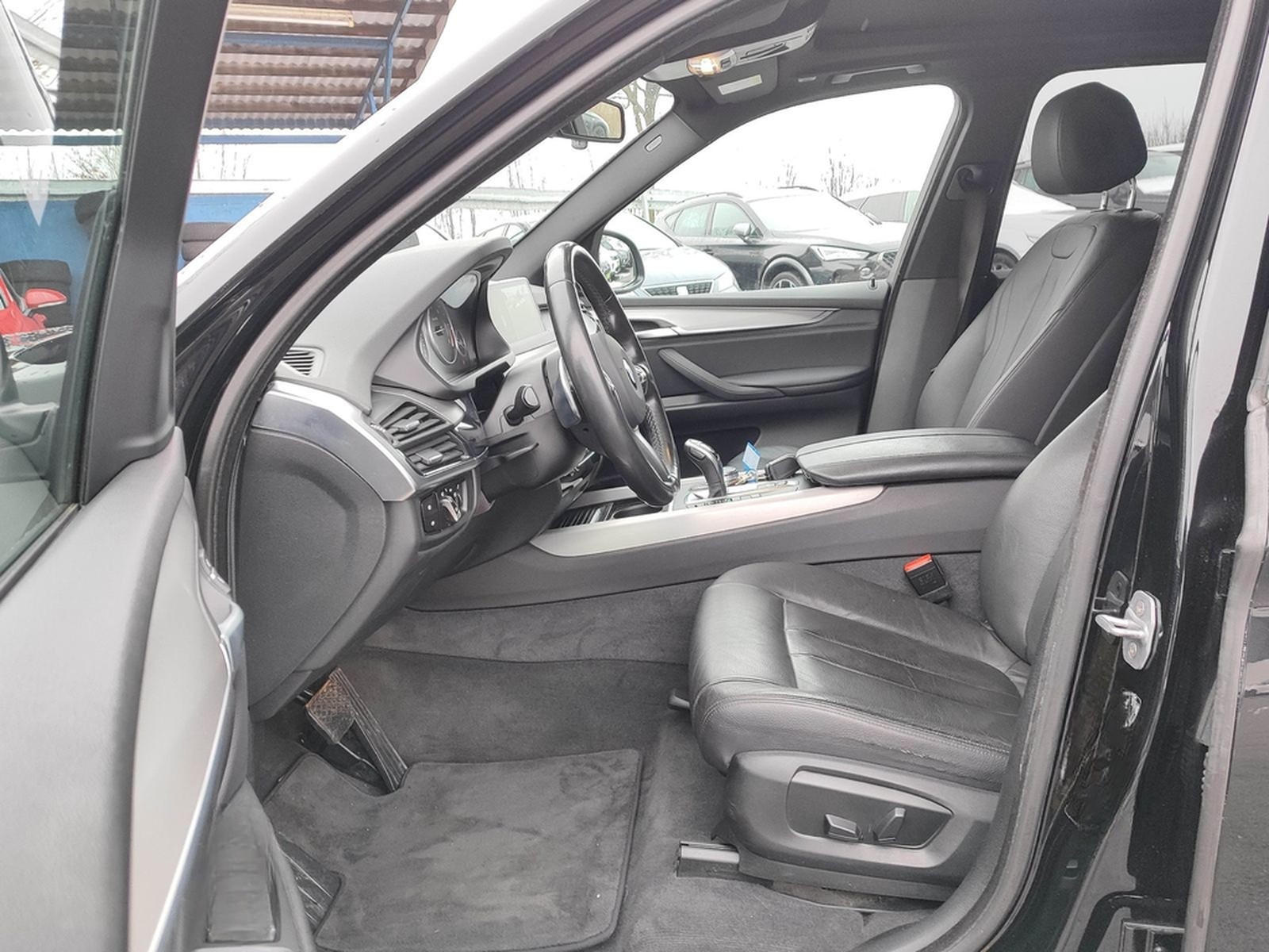 BMW X5 xDrive 25 d *M-Paket*PANO*XENON*AHK*PDC*KAM* foto 16